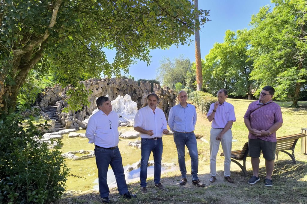 Le premier bassin du parcours d’eau du parc Chavat remis en eau